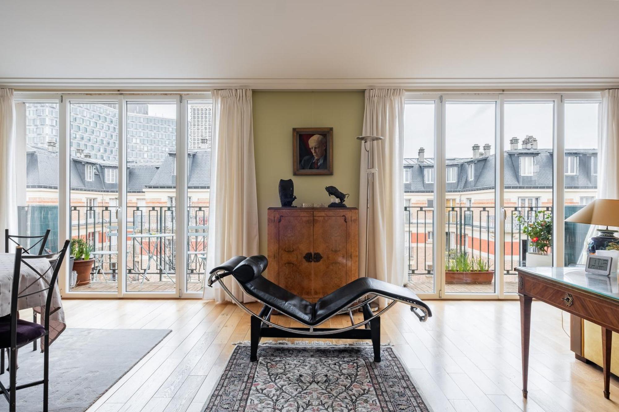 Veeve - High Sophistication * Paris